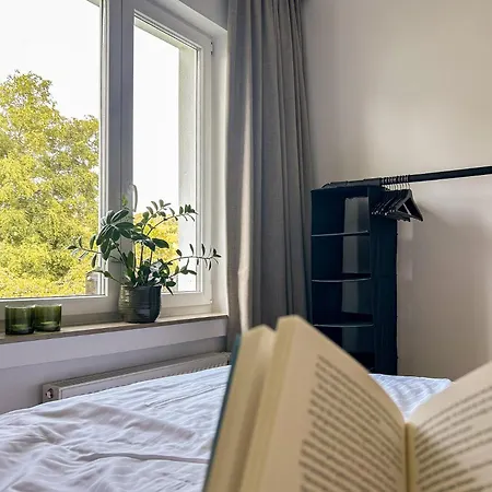 Residenz Zueschen A Апартаменти *